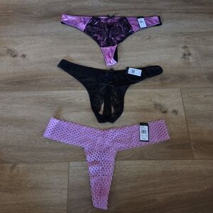 Fredericks of Hollywood Purple and Black Thong Set of 3 NEW